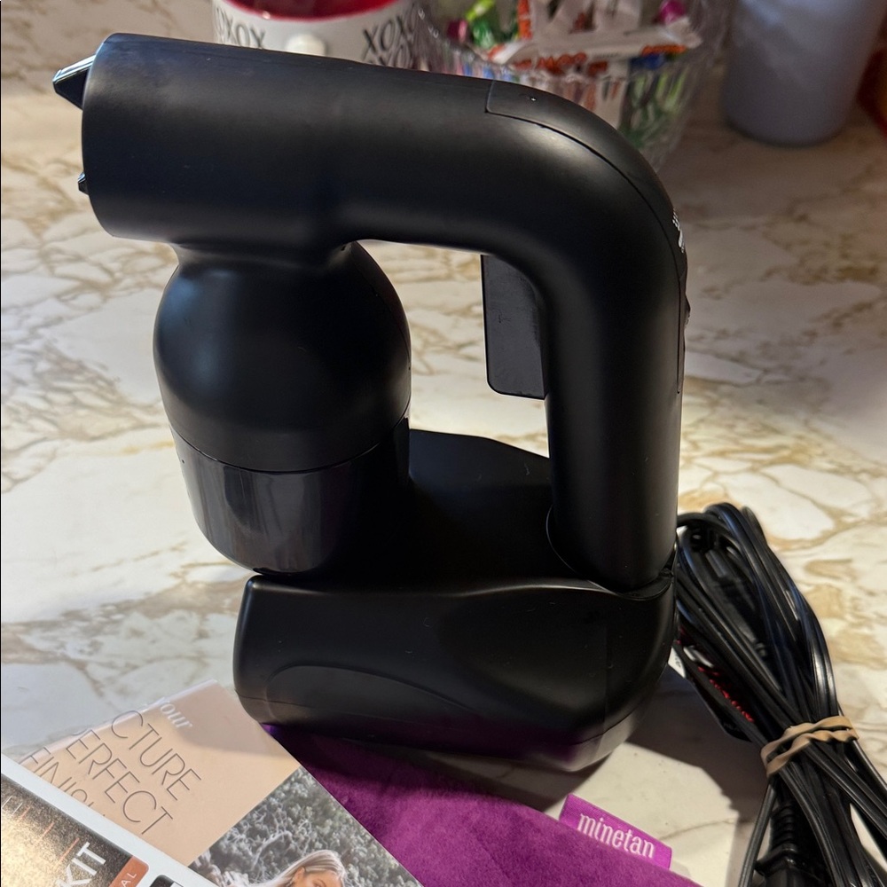 Bronze babe at home spray tan machine